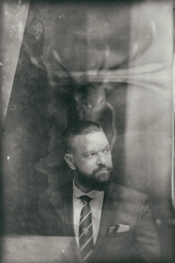 Man in Suit Portrait, Business Style – Personal Branding Portrait