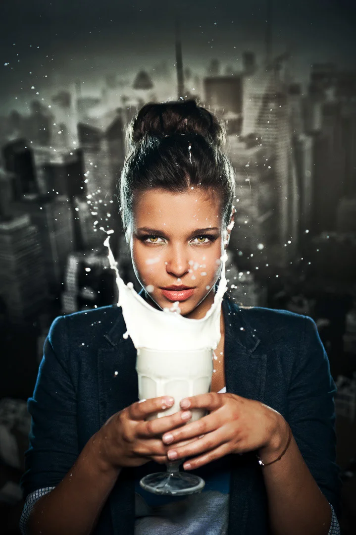 Portrait: Business Style Photography of a Woman, Light and Atmosphere – Studio Portrait Photography